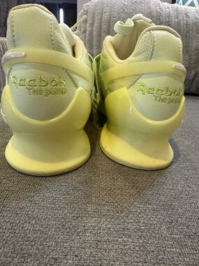 Reebok Women's Legacy Lifter Iii Sneakers The Pump Sneakers - Yellow